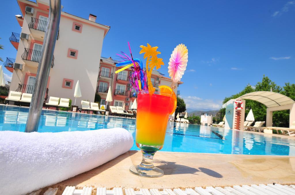 Hotel Pelin 费特希耶 外观 照片